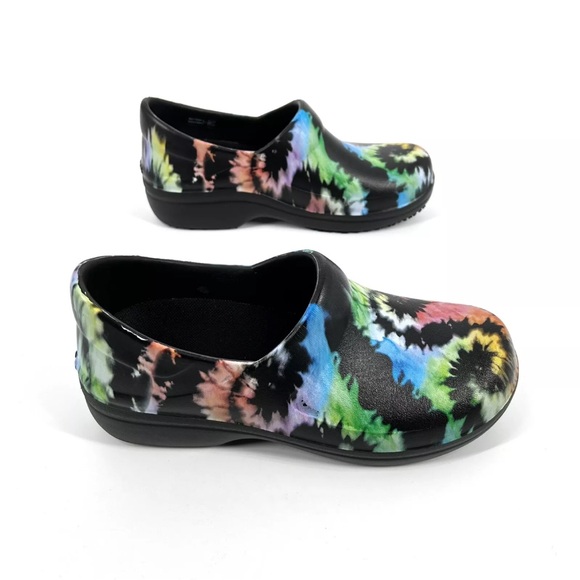 Crocs Neria Pro Clogs Womens Size 6 Colorful Tie Dye Slip On Work Nurse Shoes - Picture 5 of 12